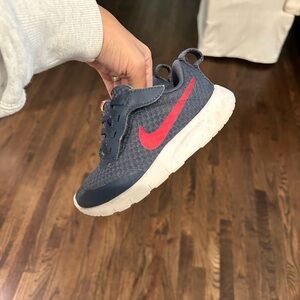 Nike Kids Navy Blue Sneakers with Red Swoosh